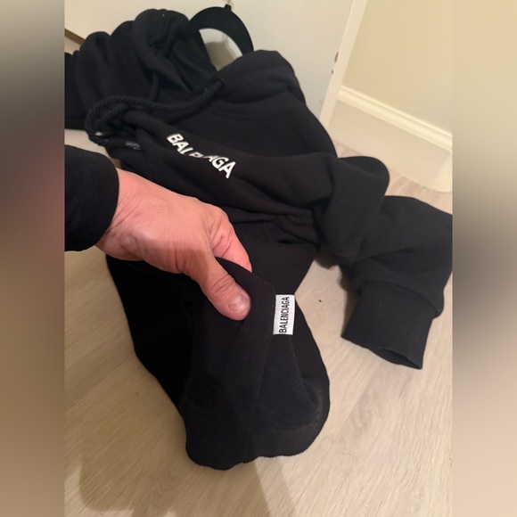 Balenciaga Black Hoodie Large - Picture 11 of 12
